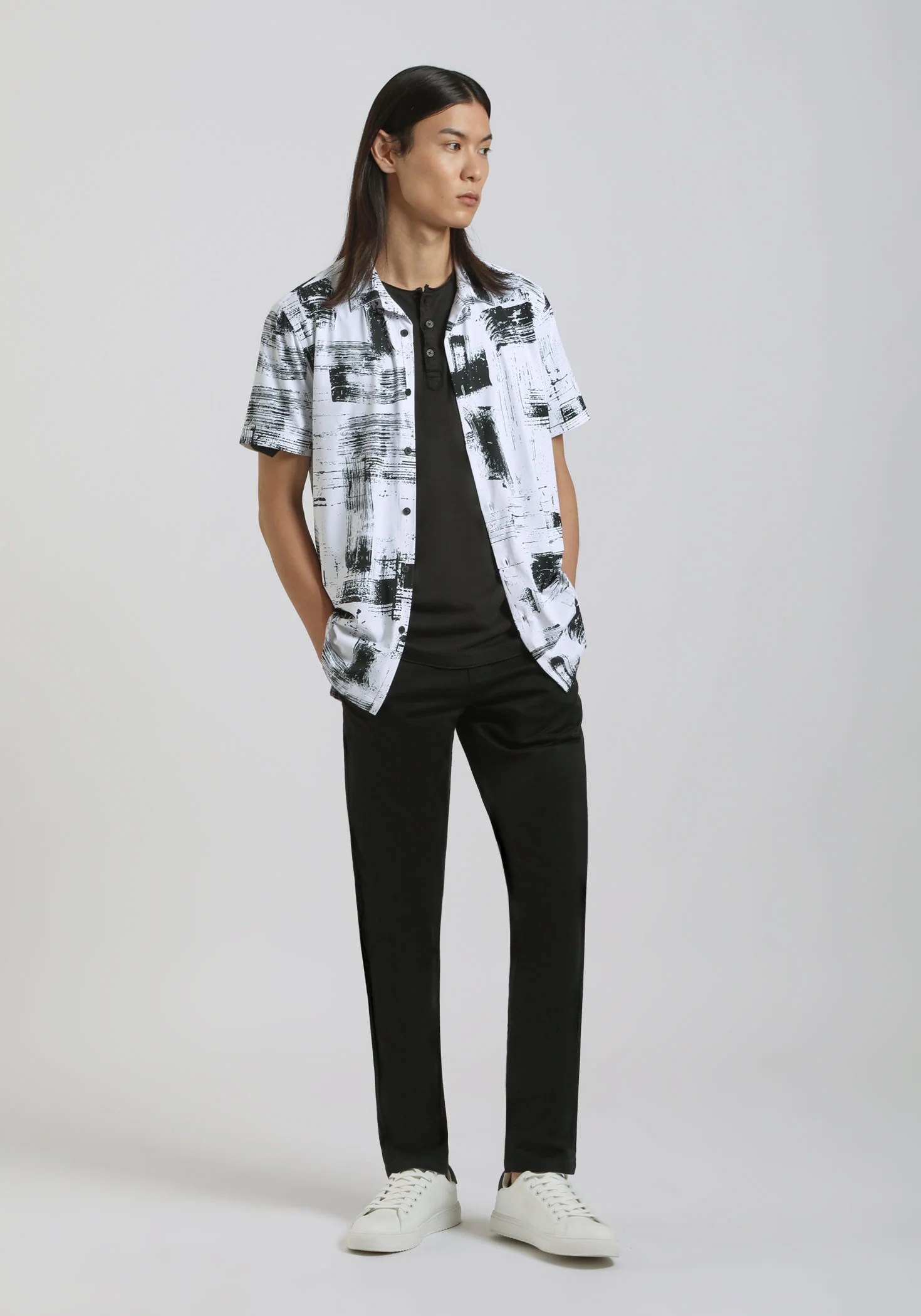 Camicia mezza manica in tessuto elastico con fantasia - Image 5