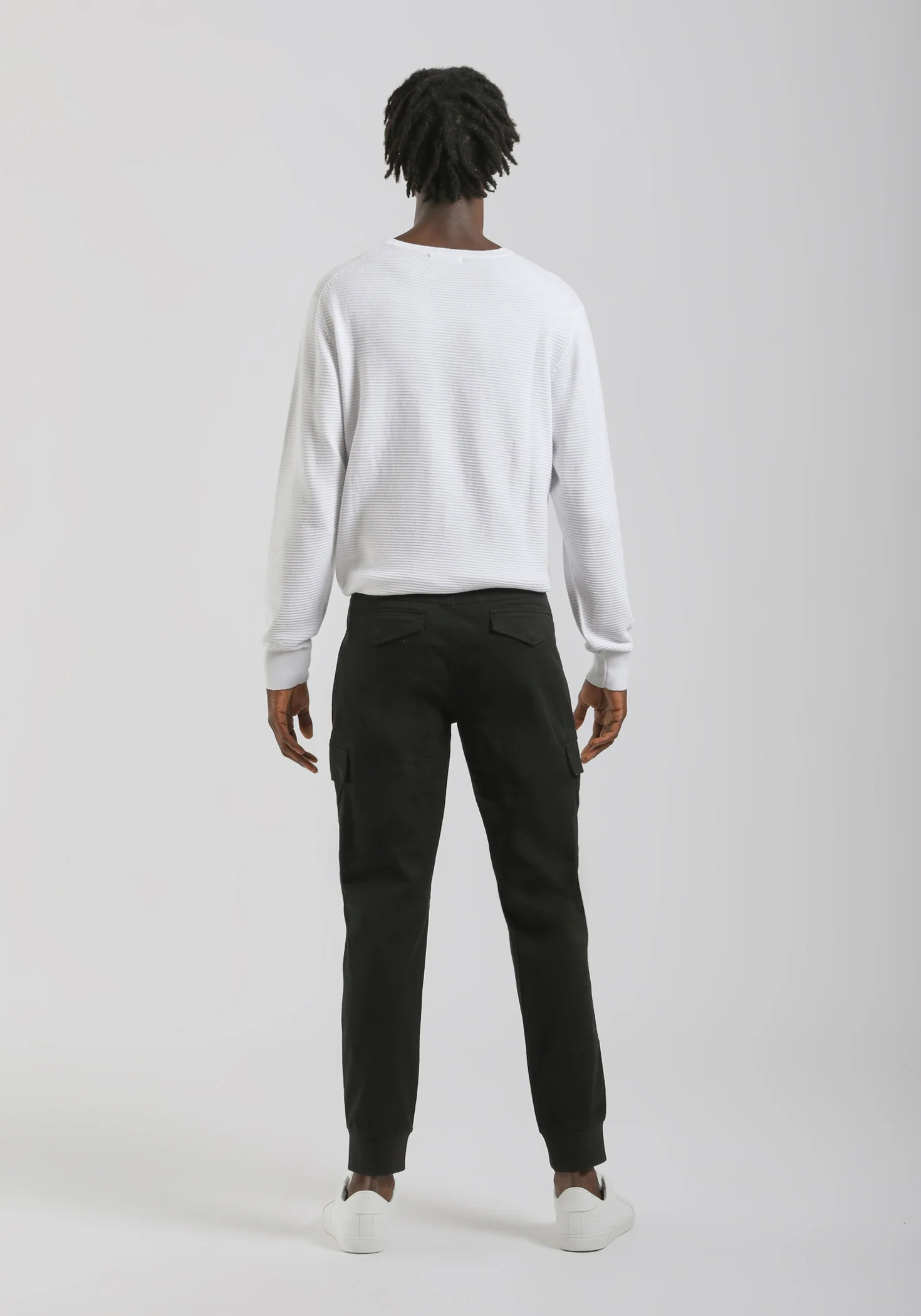 Pantaloni cargo con elastici alle caviglie - Image 5