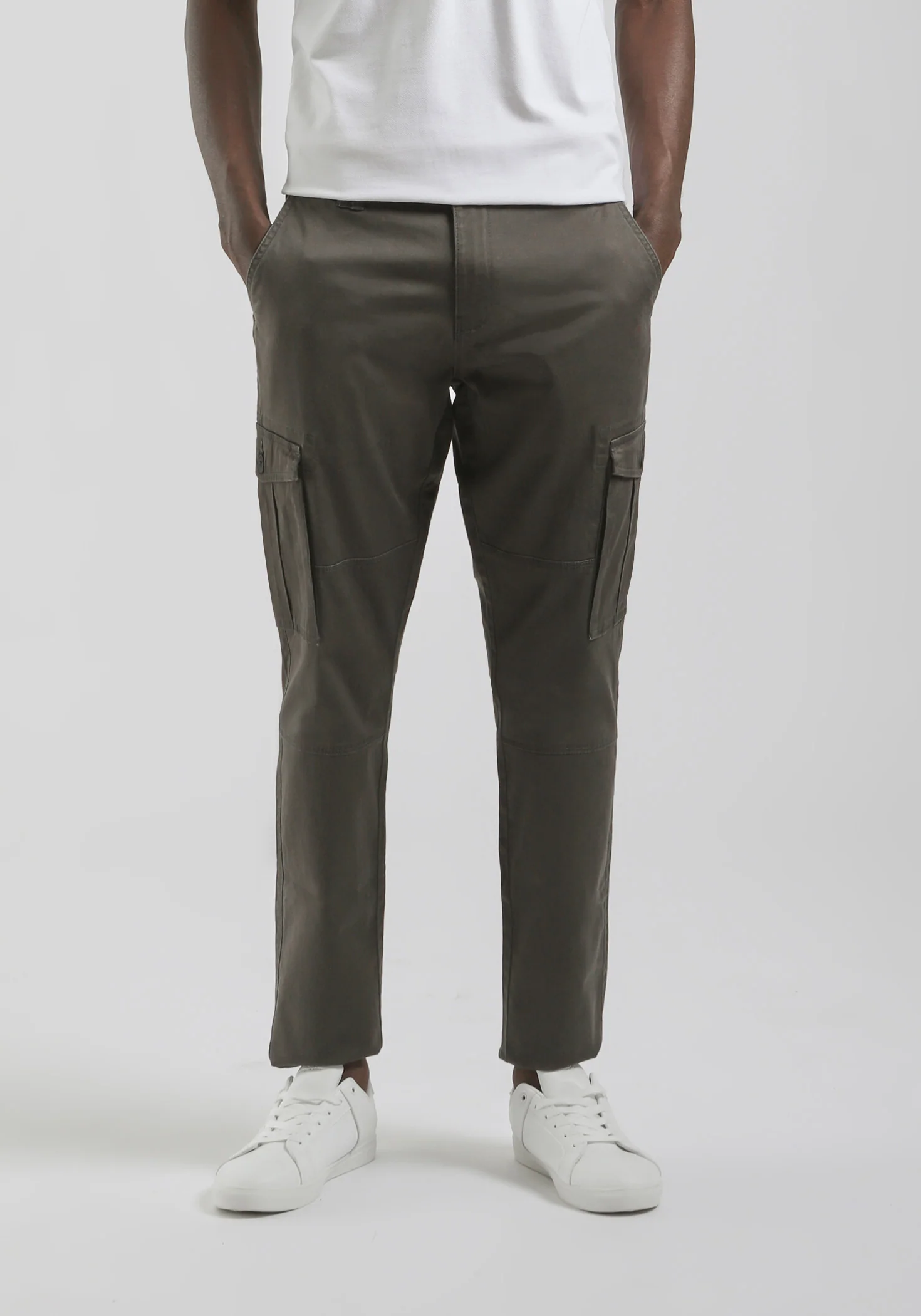 Pantaloni cargo in cotone - Image 2