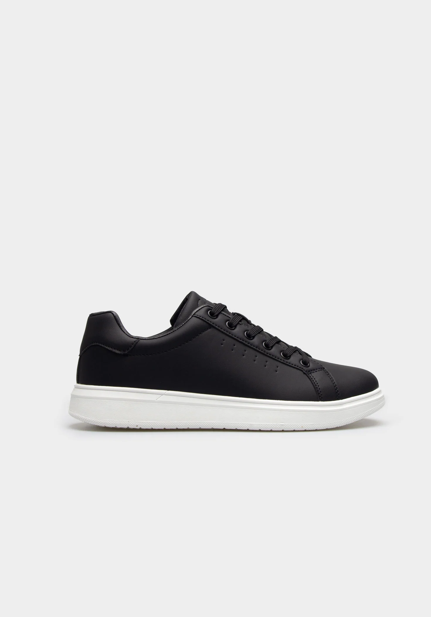 Sneakers effetto pelle