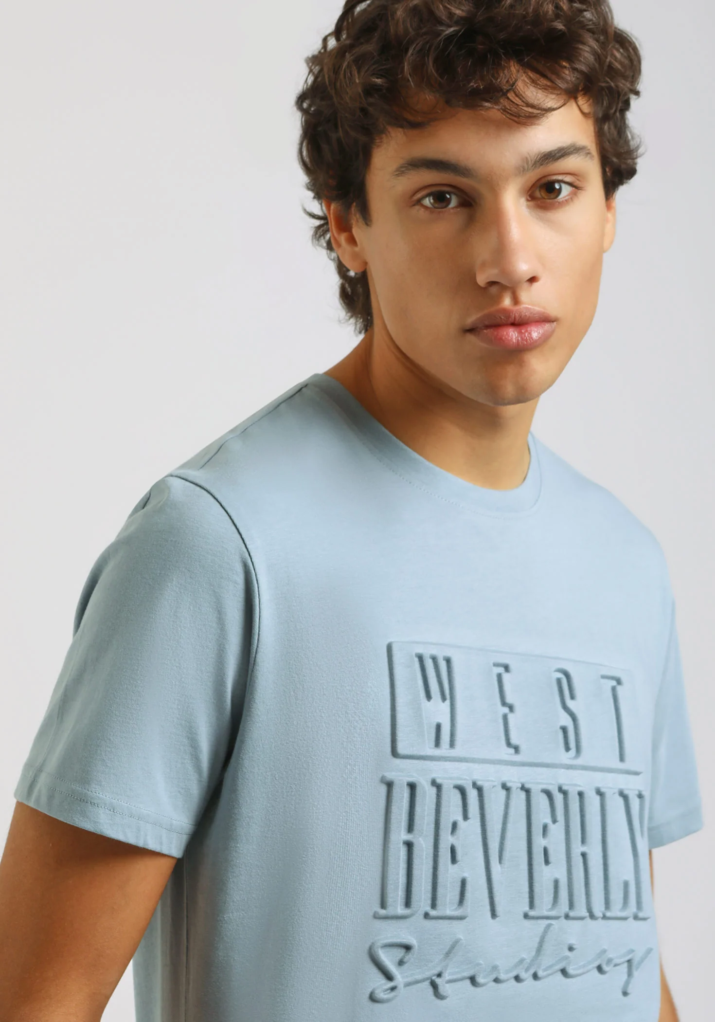 T-shirt con stampa a rilievo - Image 2