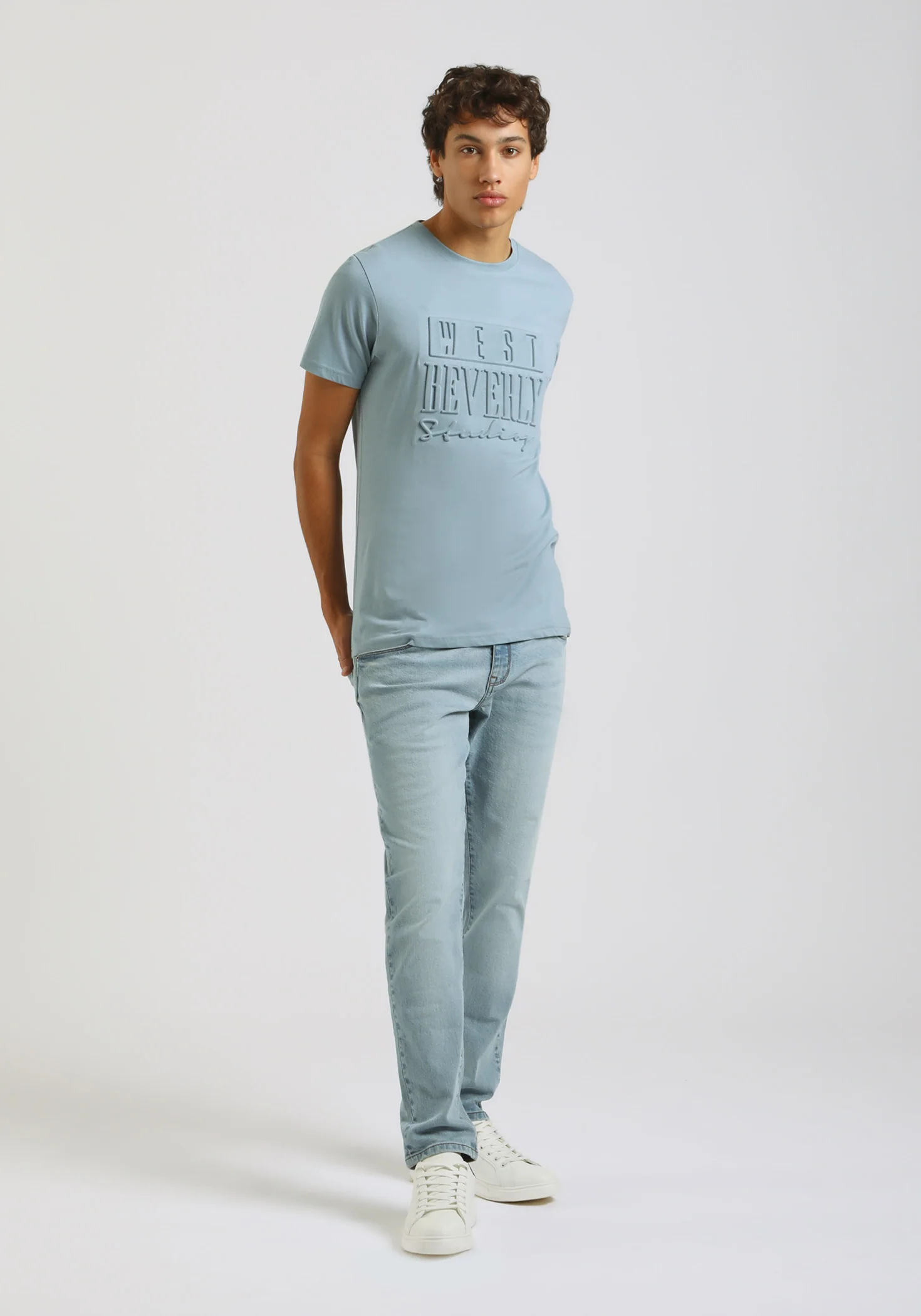 T-shirt con stampa a rilievo - Image 5