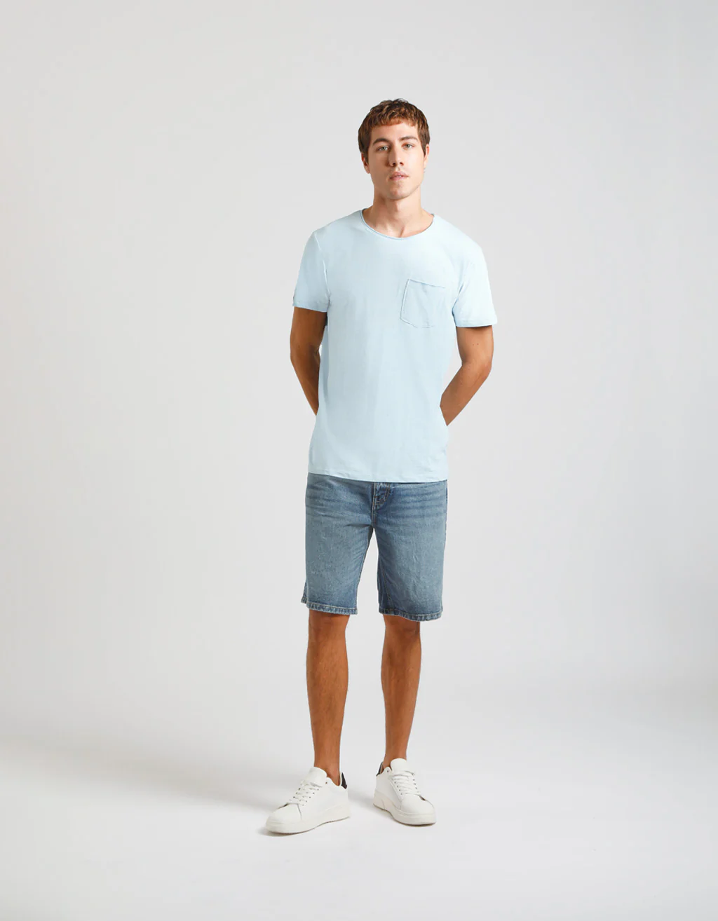 T-shirt con taschino - Image 5