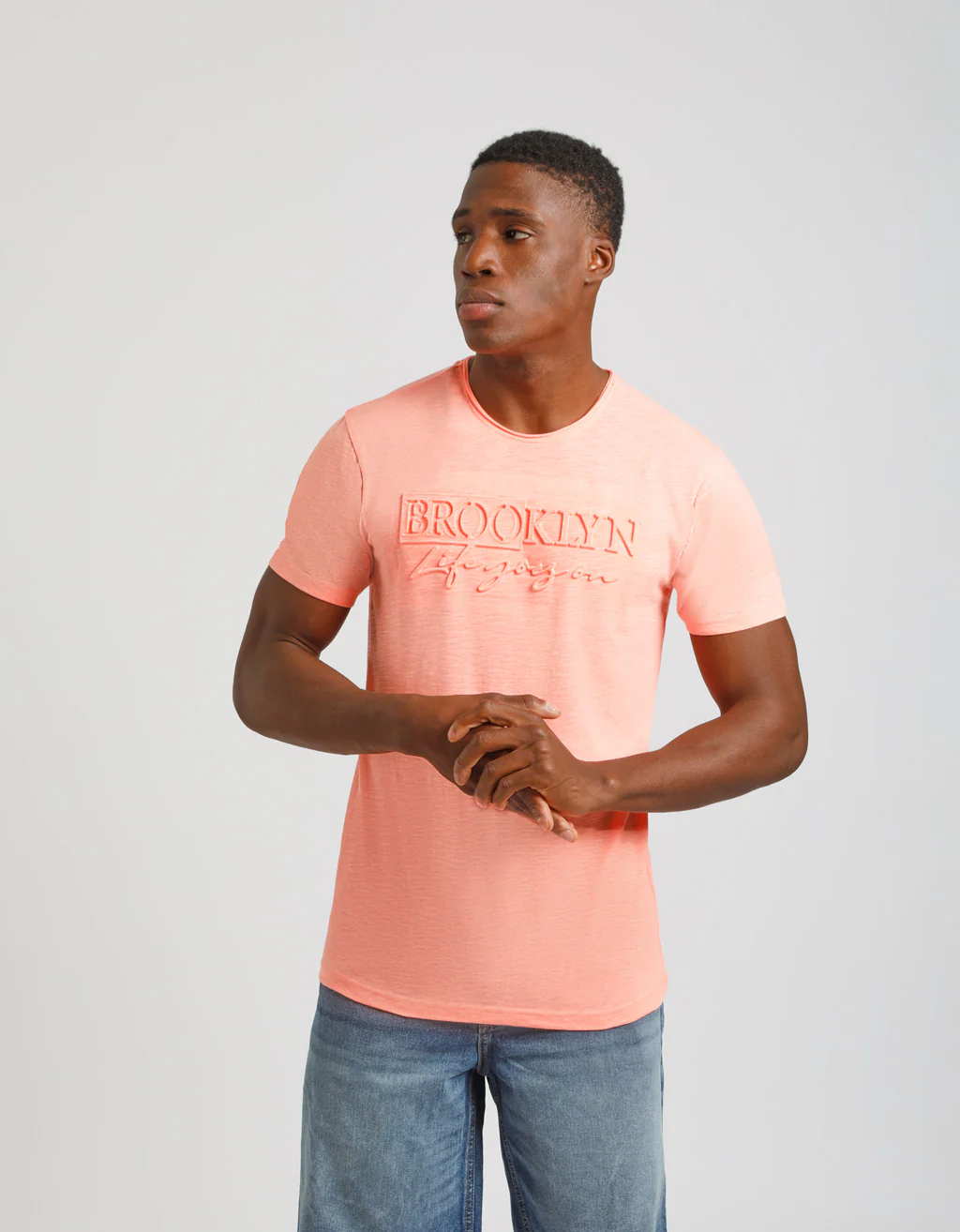 T-shirt fluo con stampa a rilievo