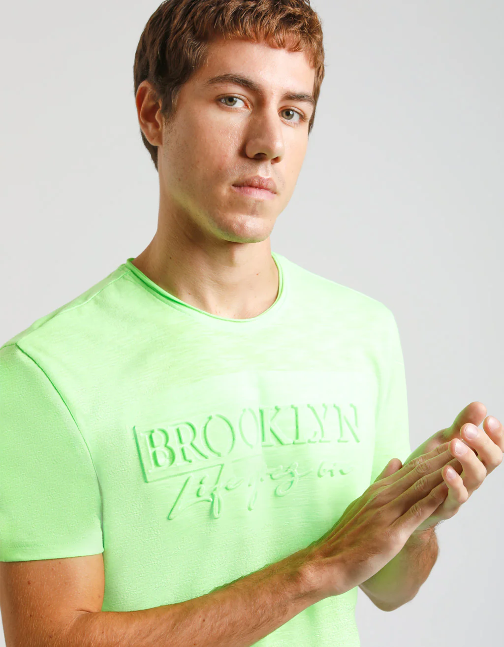 T-shirt fluo con stampa a rilievo - Image 2