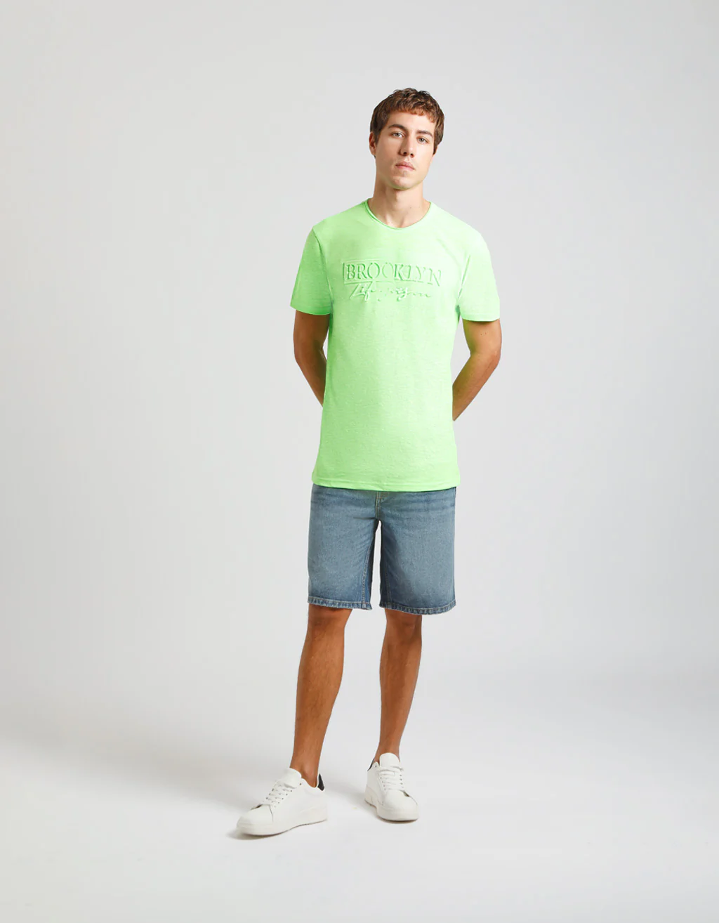 T-shirt fluo con stampa a rilievo - Image 5